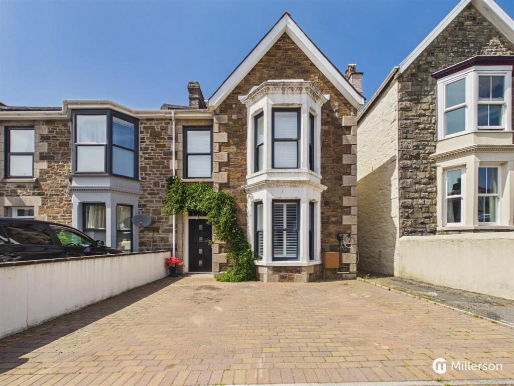 Property main image