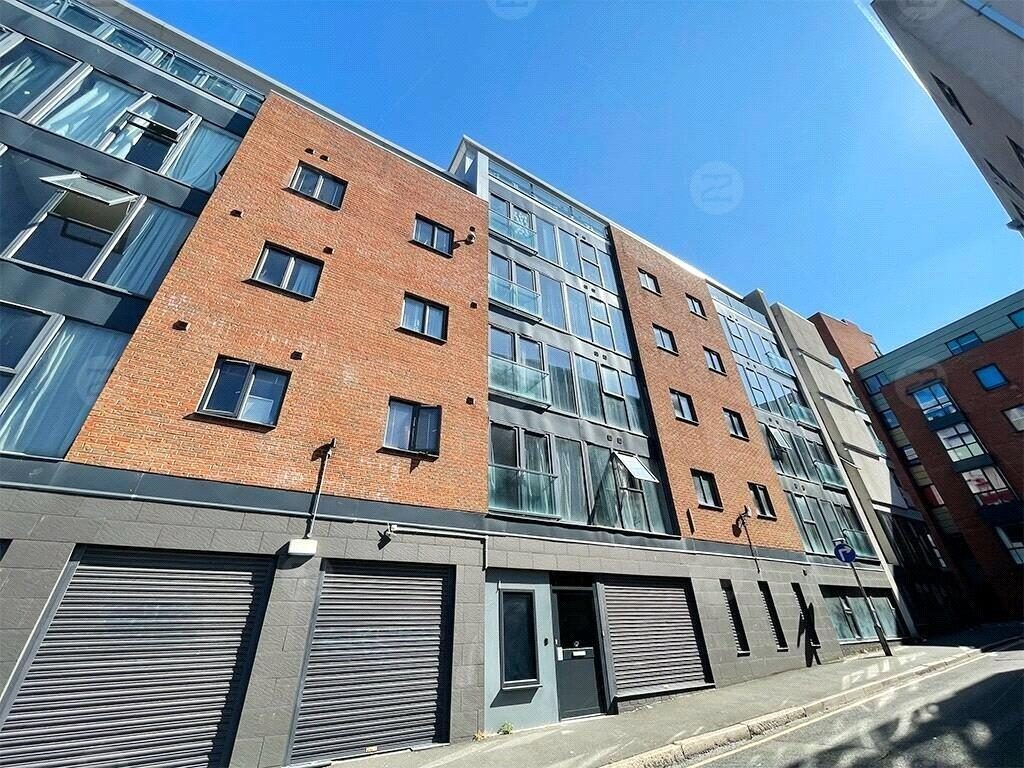 Property main image