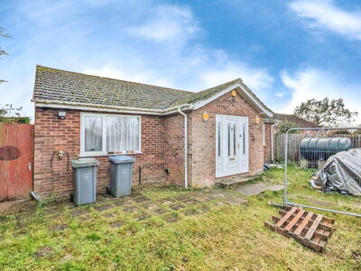 Property on School Road, IP12 2HN