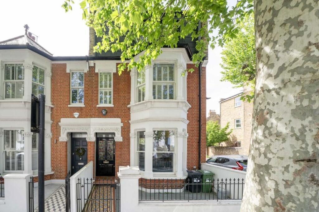 Terraced House