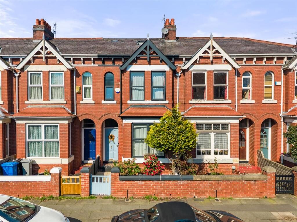 Property main image