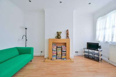 Property on Thorpe Close, SE26 4NX