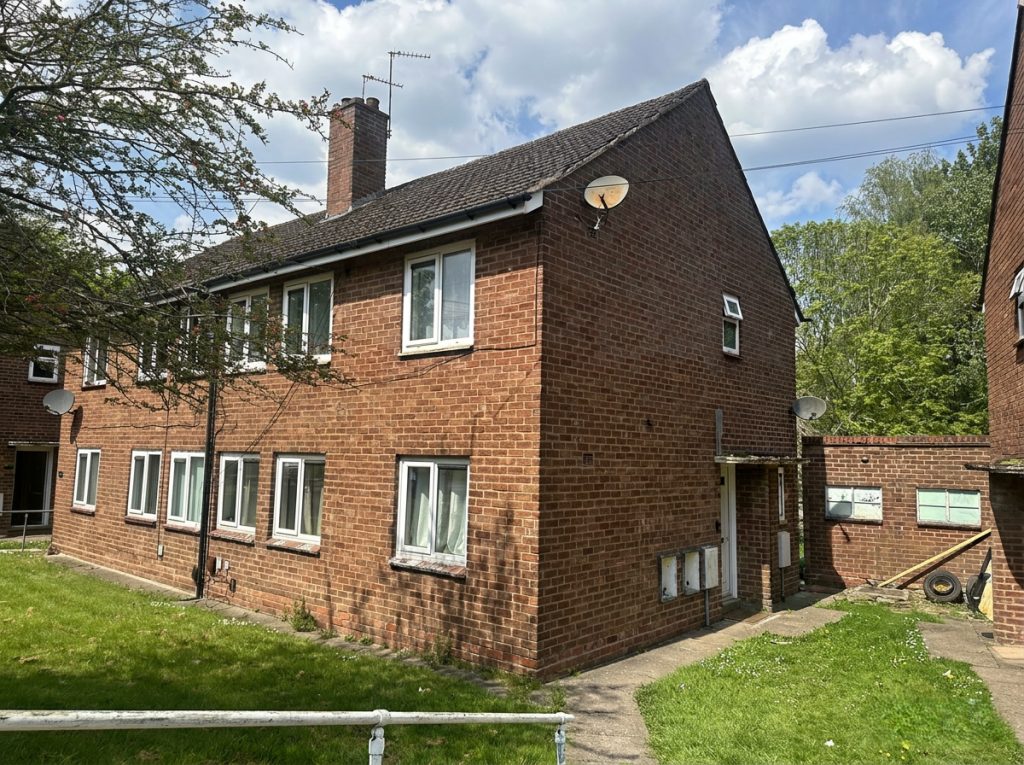 Property main image
