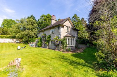 Property on Sedbergh Road, LA9 6BE
