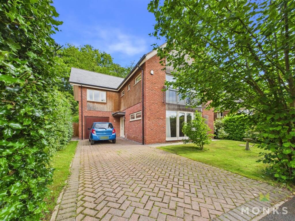 Property main image