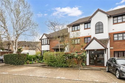 Property on St Pauls Rise, N13 6LB