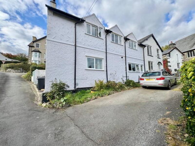 Property on LL27 0UQ