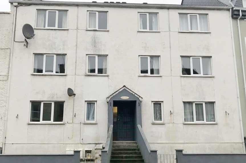 Terraced House