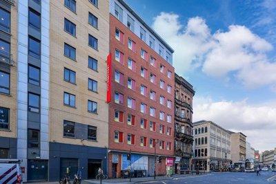 Property on G1 4QG