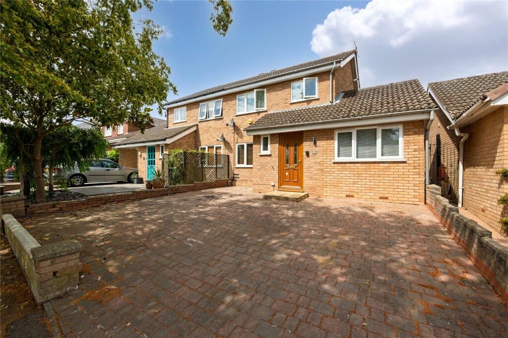 Property main image