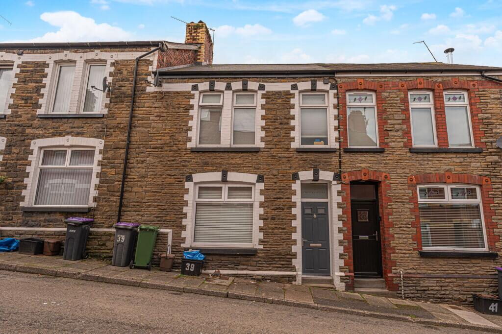 Terraced House