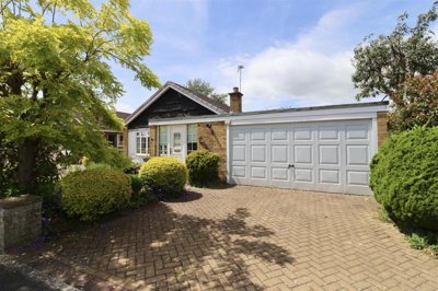 Property on Chapel Fields, YO43 4DH