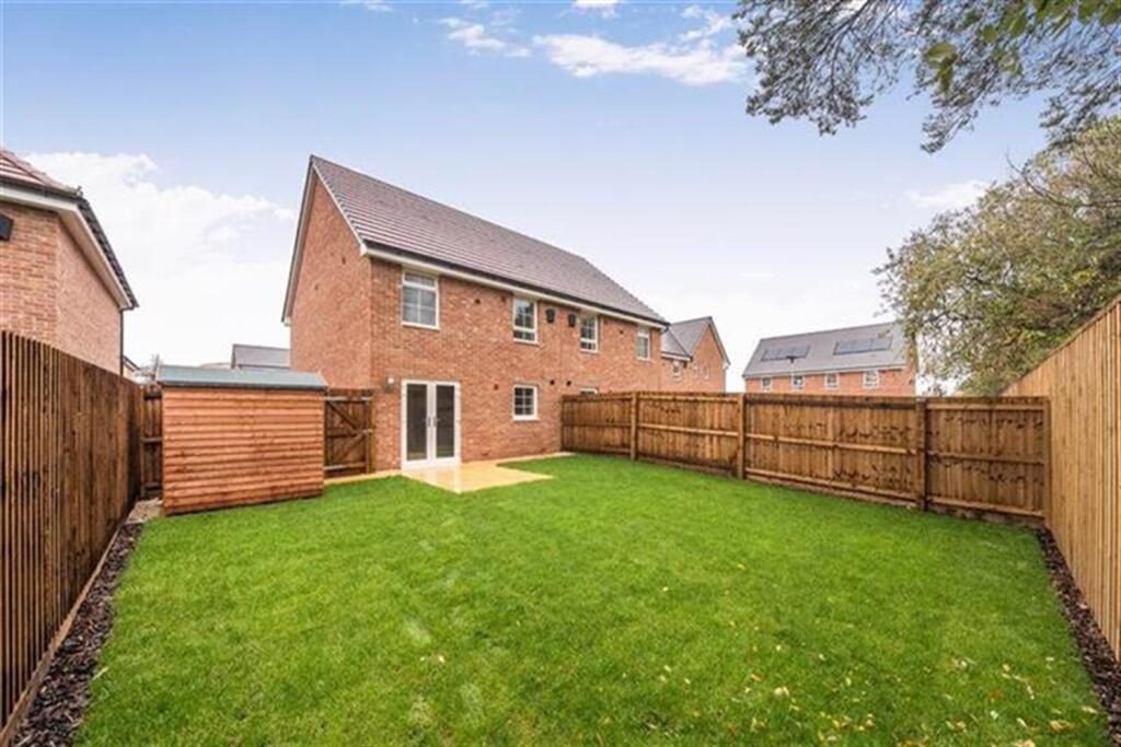 Terraced House