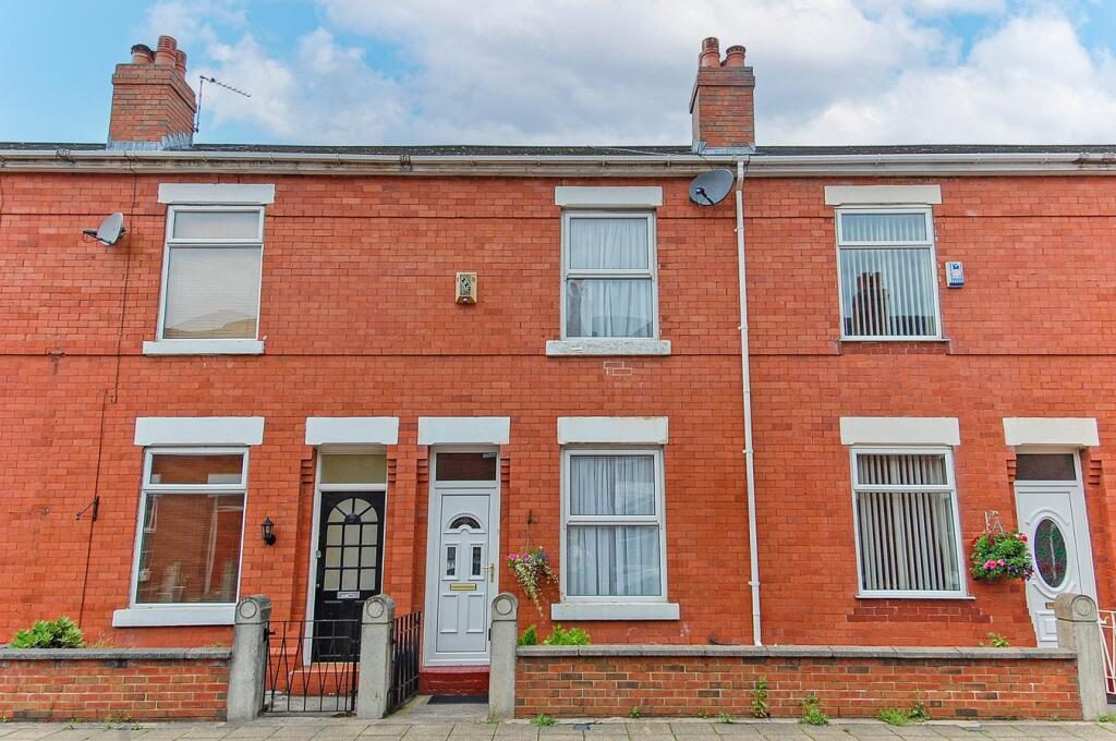 Property main image