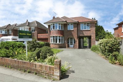 Property on Bellemoor Road, SO15 5JW