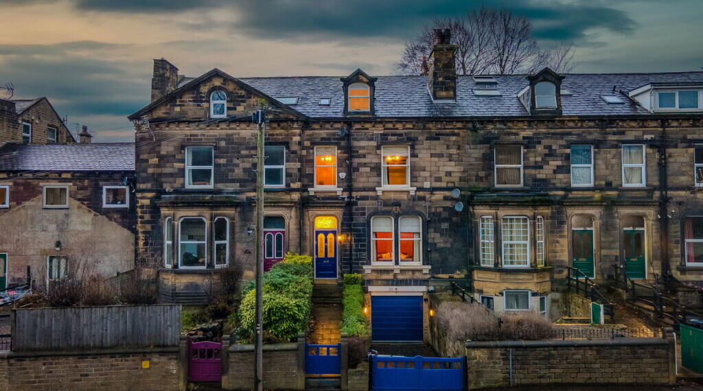 Terraced House