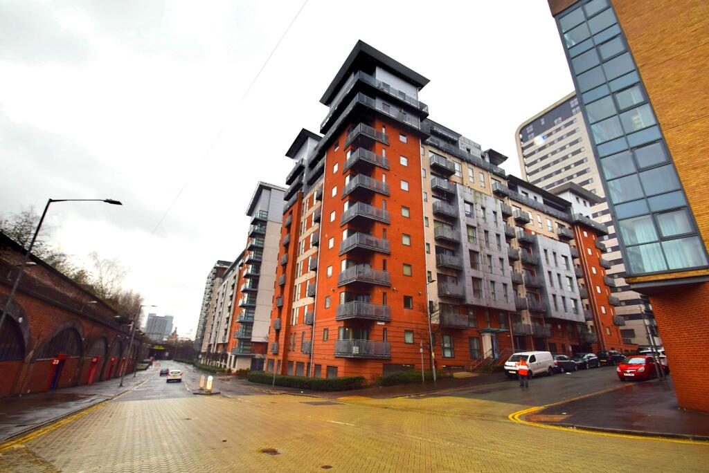 Property main image
