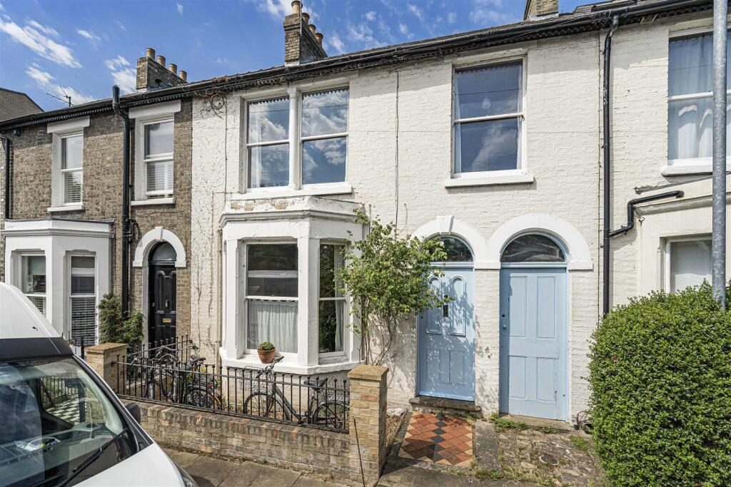 Property main image