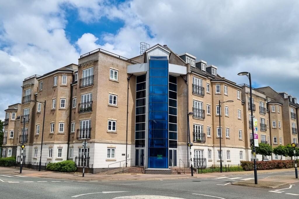 Property main image