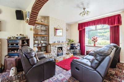 Property on S75 3HG