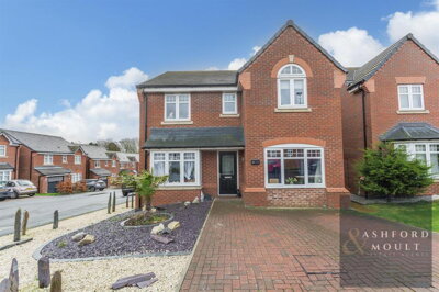 Property on Potters Corner, NG19 0FG