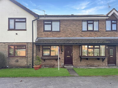 Property on Harvest Close, LE19 2JW