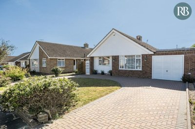 Property on Hangleton Valley Drive, BN3 8EJ