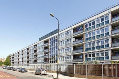 Property on E1 2PL