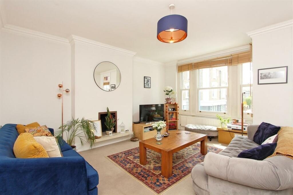 Property main image