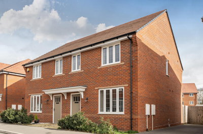 Property on Martingale Grove, RG2 9HD