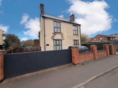 Property on WV12 4JR