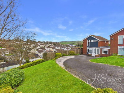 Property on Culm Close, TQ2 7RQ