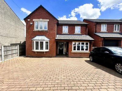 Property on Brook Street, DE56 2AG