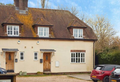 Property on Winchester Hill, SO21 3JN