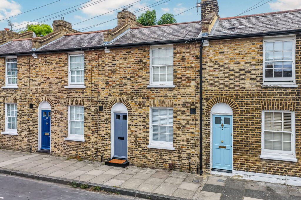 Property main image
