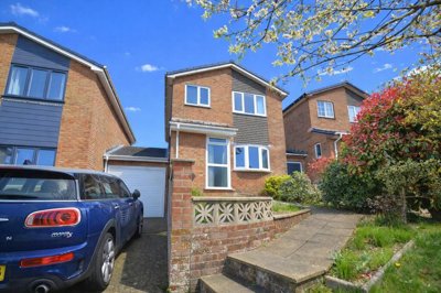 Property on Silver Trees, PO37 7ND