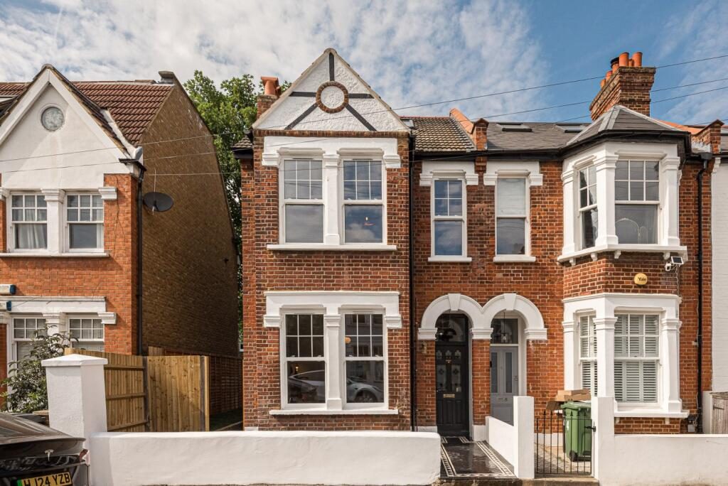 Terraced House