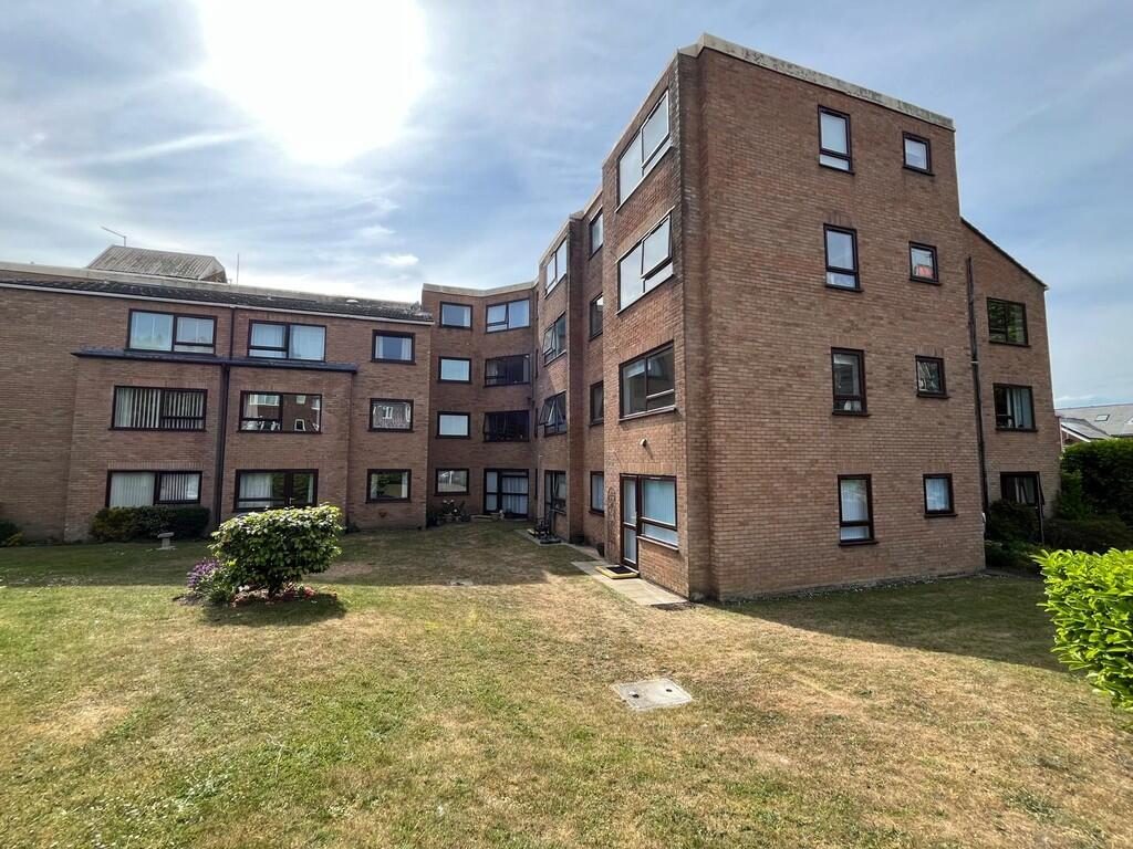 Property main image