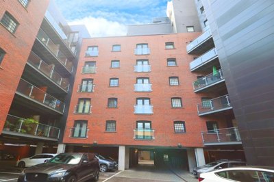 Property on Trade Street, CF10 5EG