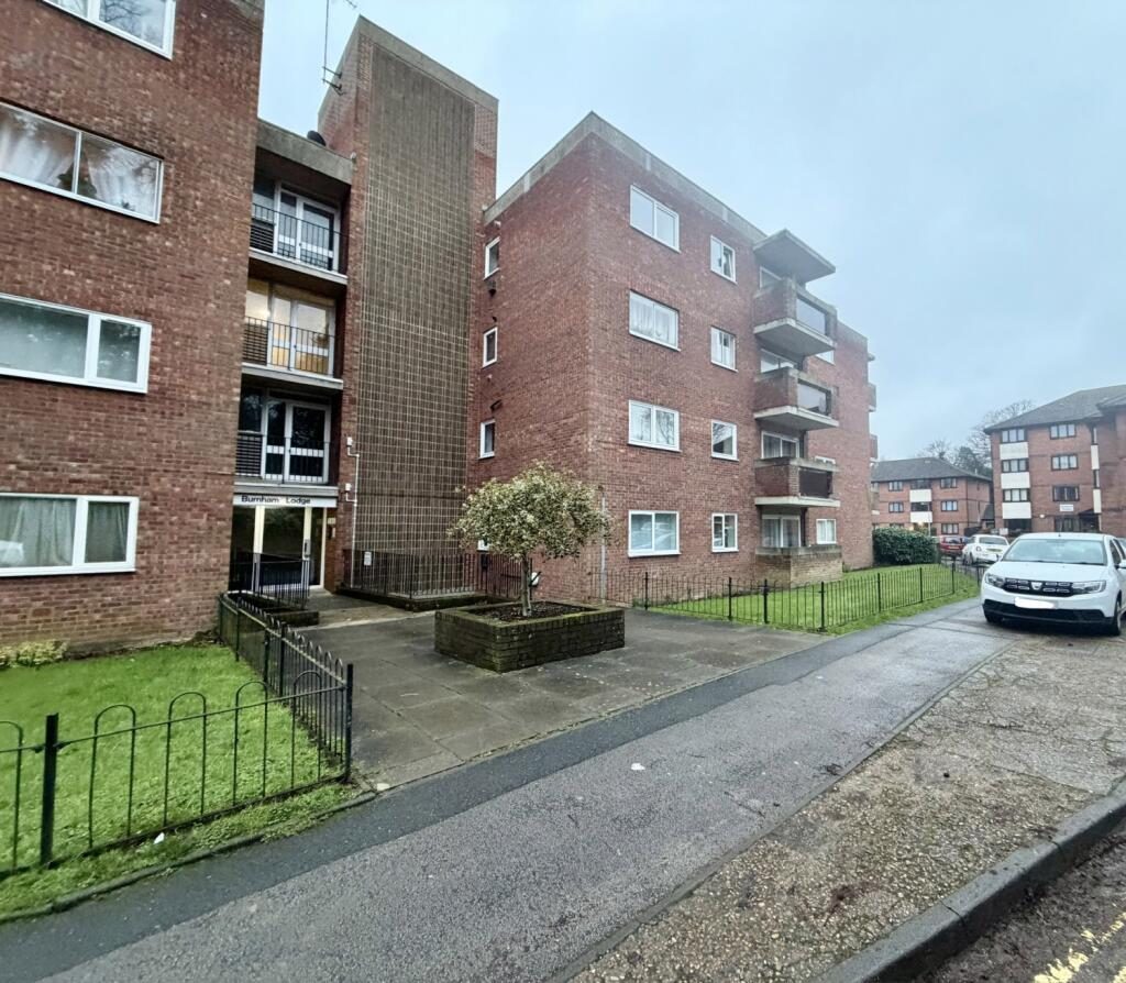 Property main image