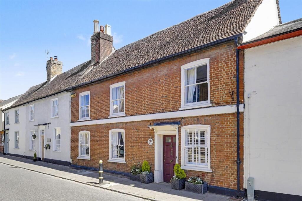 Terraced House
