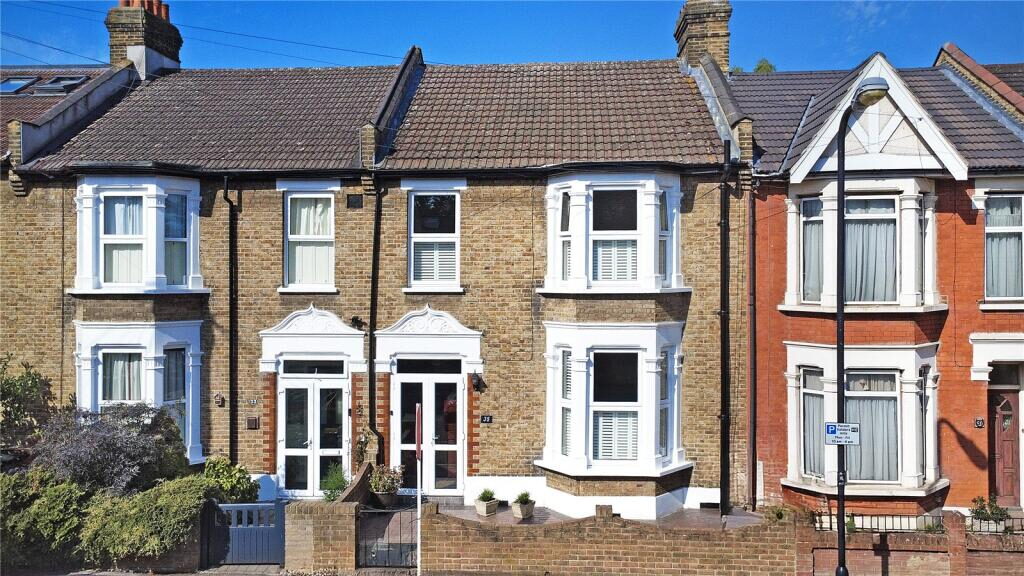 Terraced House