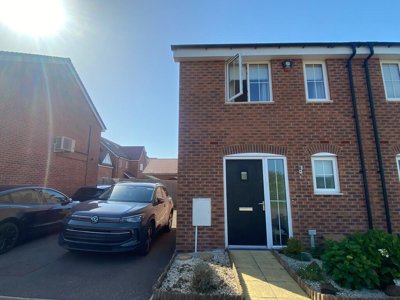 Property on Fry Grove, MK45 1GJ