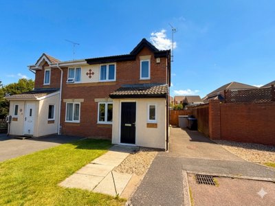 Property on Wheat Close, NN11 0FX