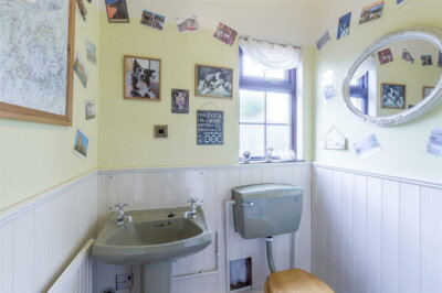 Property on Loughborough Road, LE67 8HG