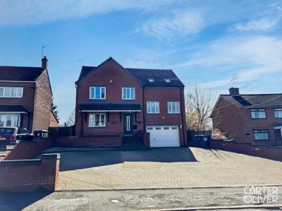 Property on Lutterworth Road, CV23 0QE