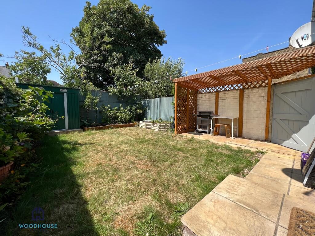 Ground Maisonette