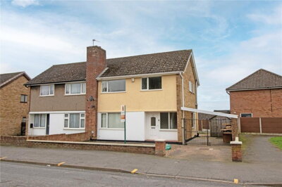 Property on Dewsbury Avenue, DN15 8DG