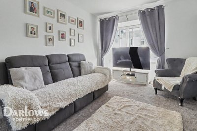 Property on Springfield Terrace, CF37 5PP