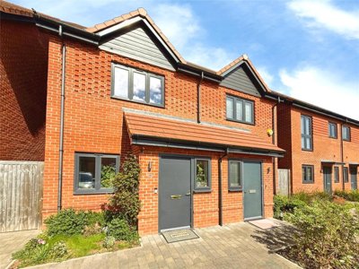 Property on Paddock Way, RG45 6UG